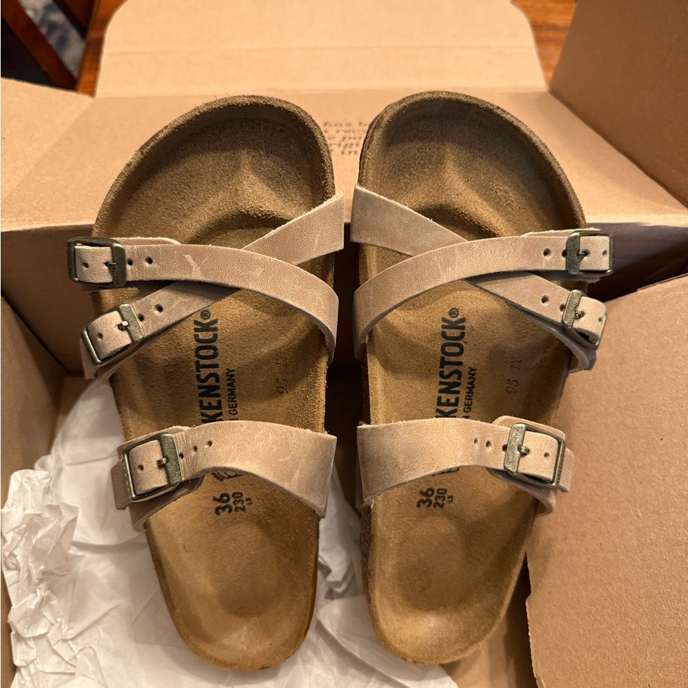Brand New Birkenstock Franca Tan Sandal